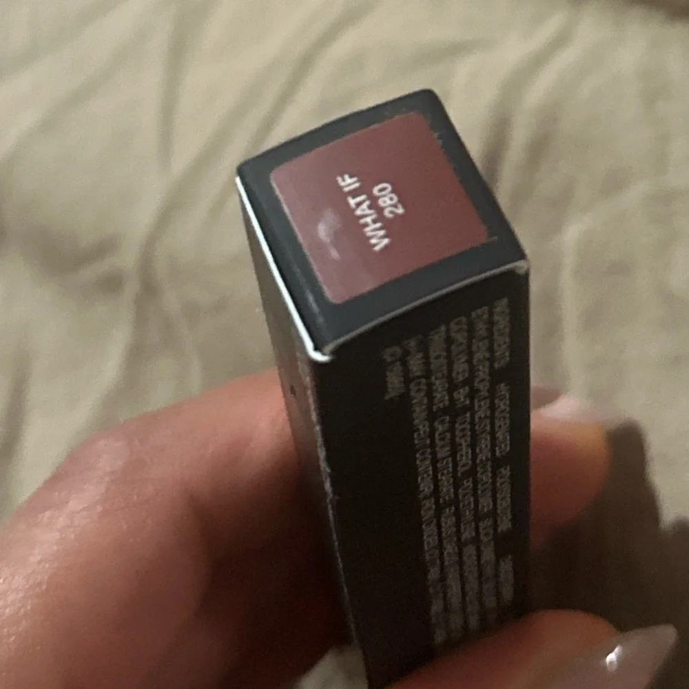 NARS Afterglow Lip Shine - Black Packaging